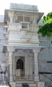 1-Adeshwar-ji mandir