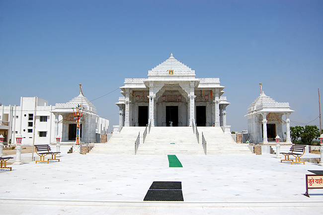 VIJAY-PATAKA mandir