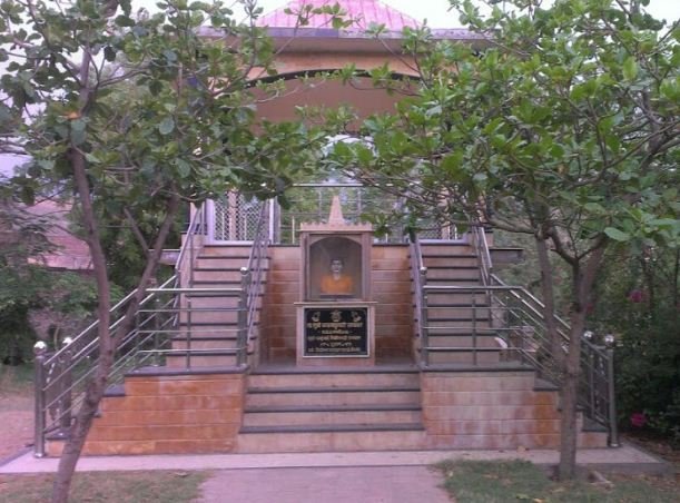 कृषि फार्महाउस - Shri Misrimal Vagtavarmalji Ranawat (Dujana)